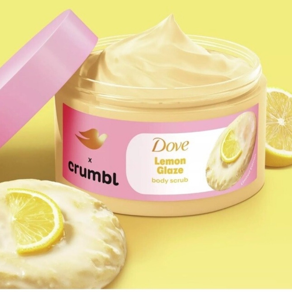 New Dove Crumbl Body Scrub Lemon Glaze